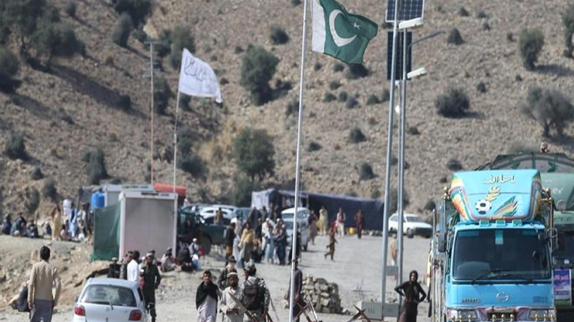 Pakistan-Afganistan sınırında hava saldırısı: Afganistan yönetimi Kabil Büyükelçisi’ne protesto notası verdi