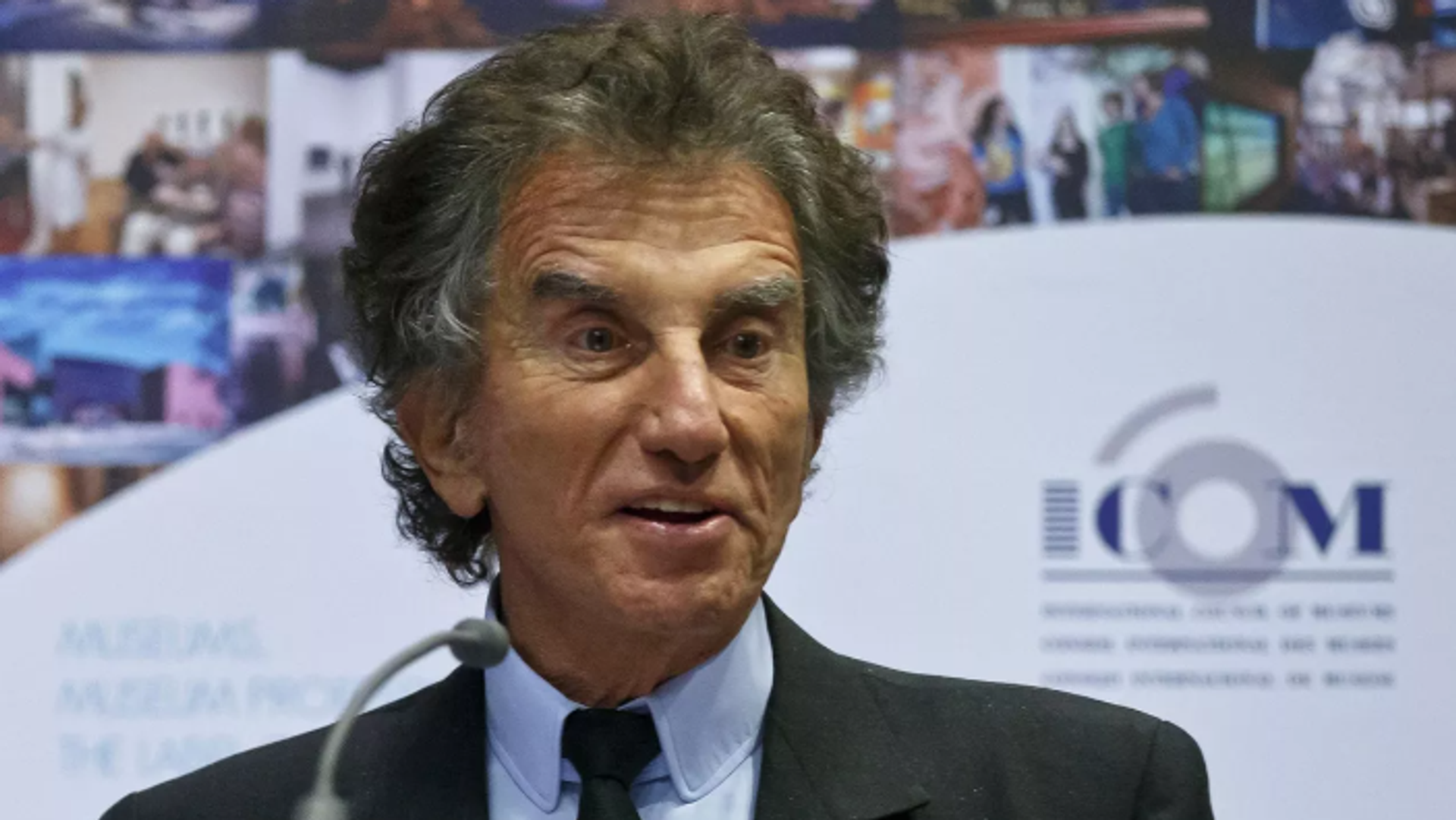 Paris’teki Arap Dünyası Enstitüsü’ne baskın: Eski başkanın Epstein ile bağlantısı araştırılıyor