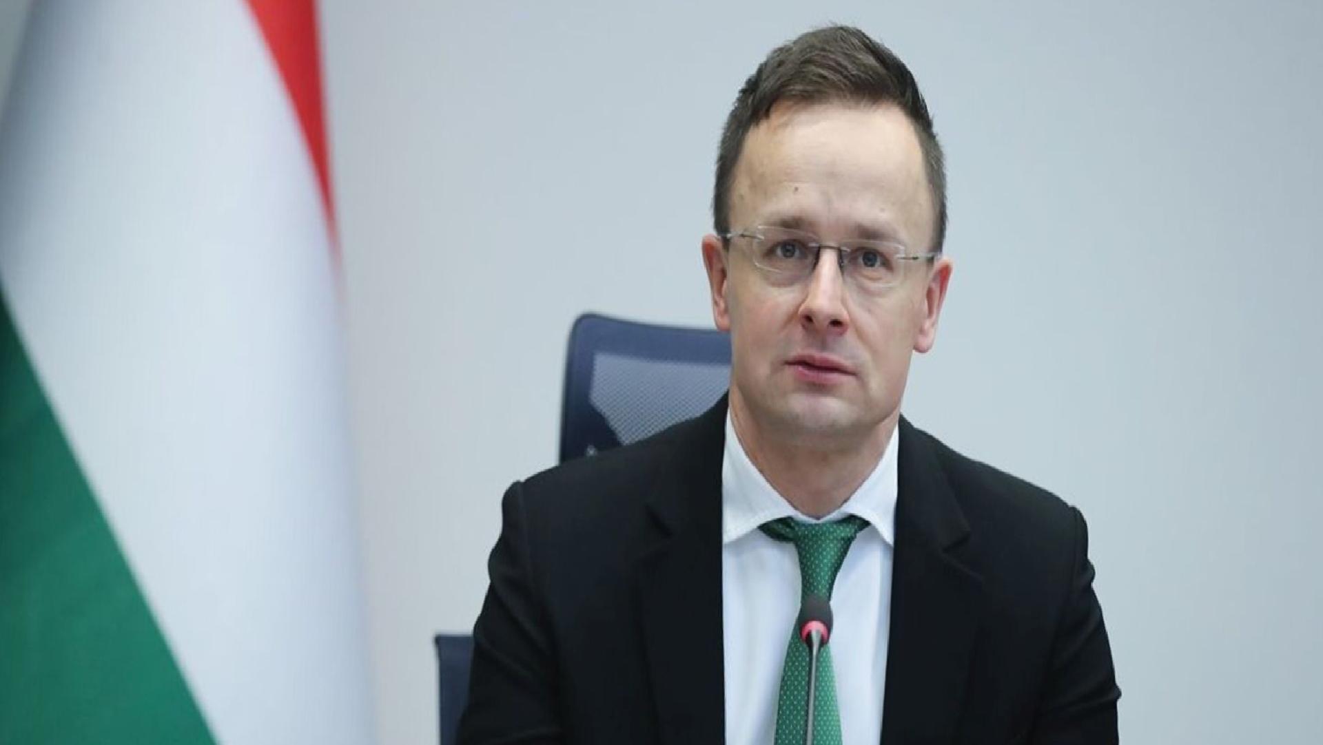 Szijjarto: Zelenskiy, Rus petrol transitini keserek Macaristan’da enerji krizi çıkarmaya çalışıyor