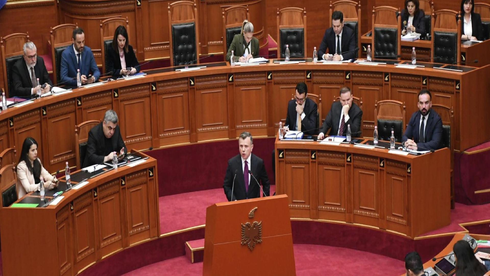 Arnavutluk meclisi, İran’ı ‘terörü destekleyen devlet’ olarak ilan eden kararı onayladı