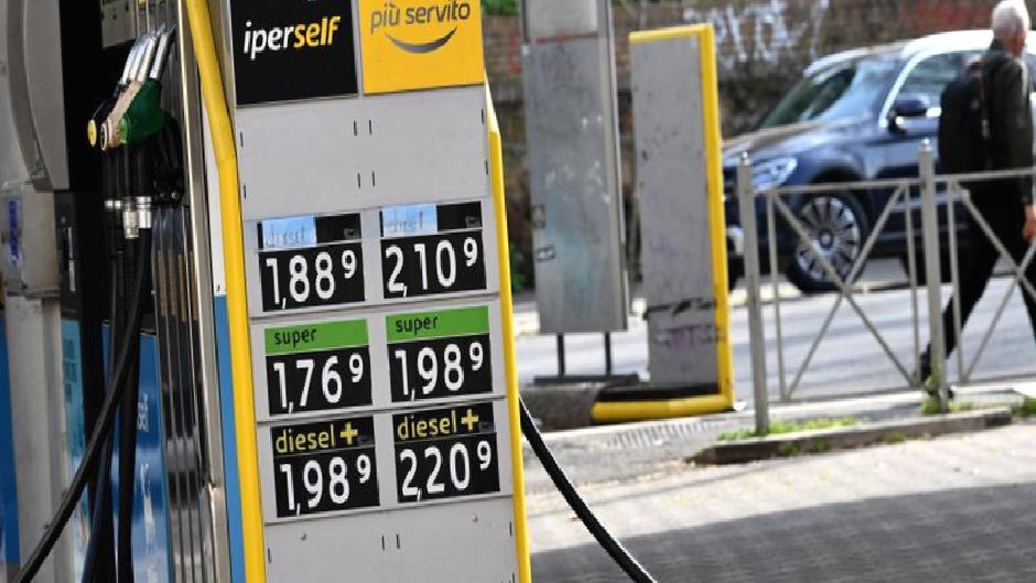 Avrupa’da akaryakıt fiyatını düşürmeye yönelik önlemler