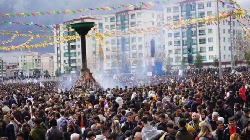 Diyarbakır’daki Nevruz kutlamalarında nasıl bir atmosfer vardı?