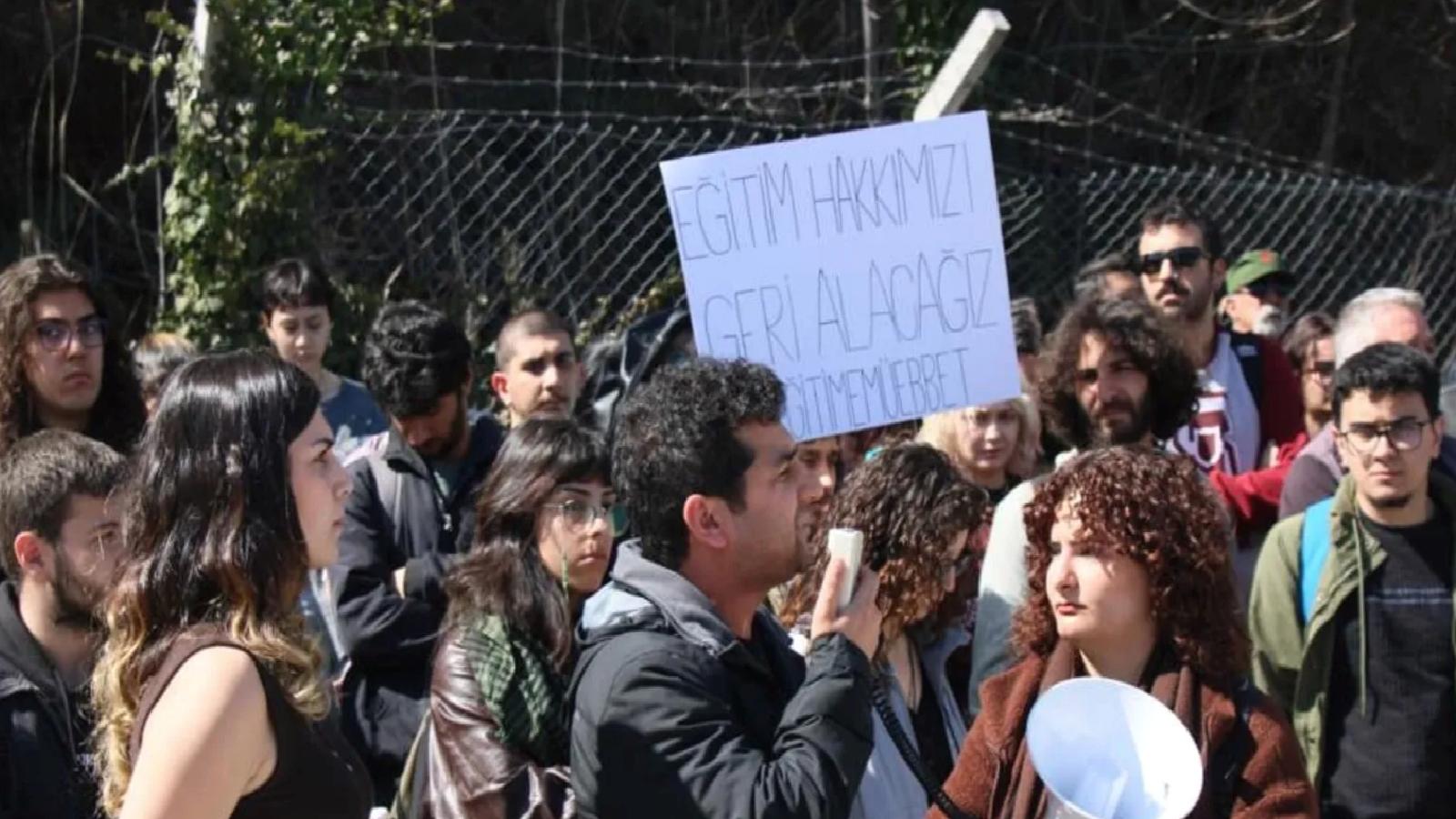 Hacettepe Üniversitesi öğrencileri, 19 Mart soruşturmalarına karşı nöbette