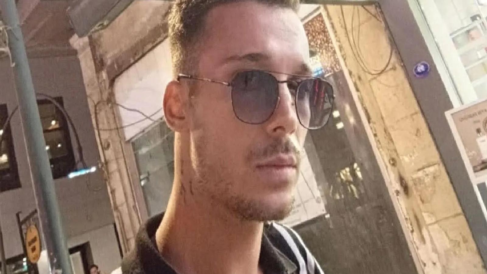 Kalbinden bıçaklanan müzisyen hayatını kaybetti