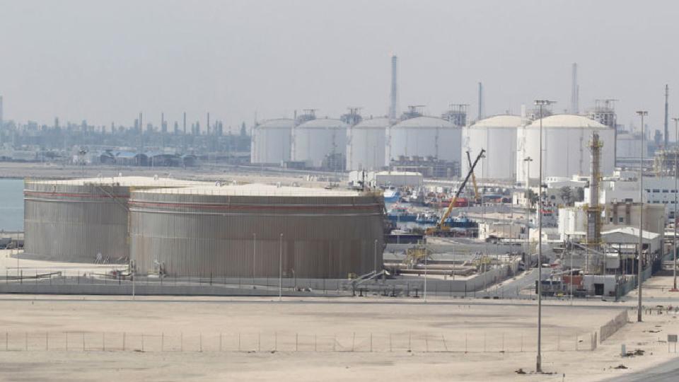 Katar dev sanayi tesisinde büyük hasar açıkladı