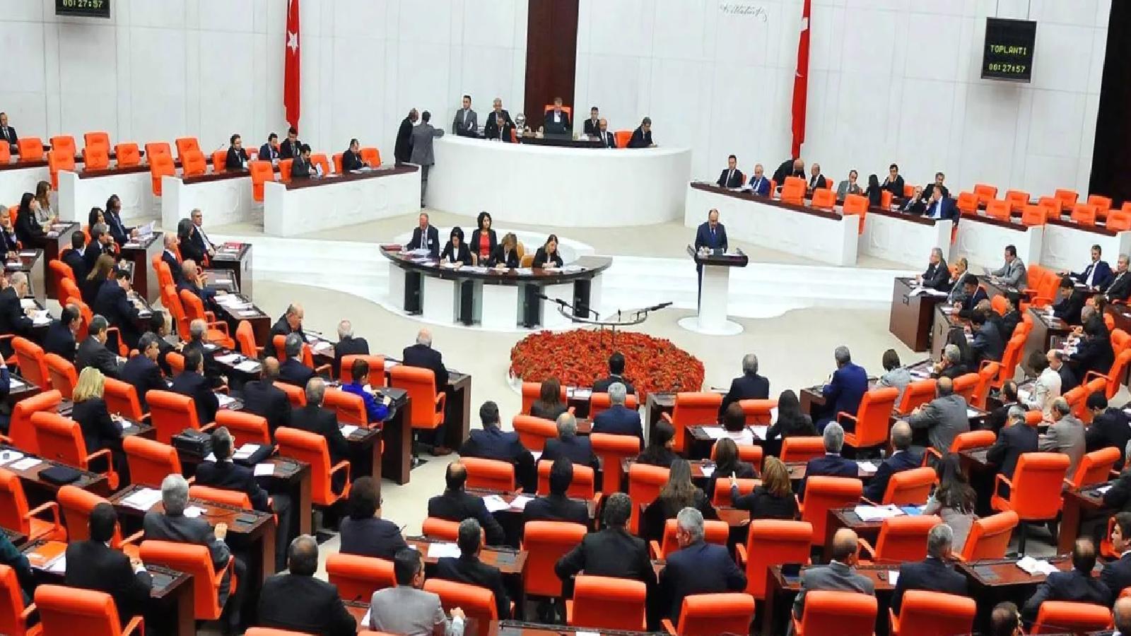Kulis: Terörsüz Türkiye’de yasal adımlar gecikti; MHP ve DEM hız istiyor, AKP temkinli ilerliyor