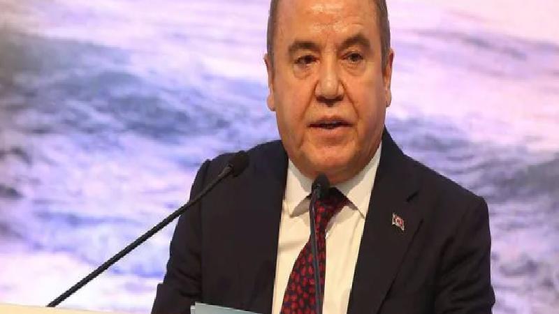 Muhittin Böcek’in tutuklanan iki şoförünün ifadesi: Başkanın ya da ekibinin elinde çanta bulunmuyordu, gördüğüm bir şey yok