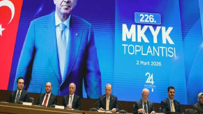 Nefes yazarı Babacan: AKP MKYK’da sunulan yerel yönetimler paketi, ‘açılım yapıyoruz’ lafları arasında belediyeleri sık boğaz edecek