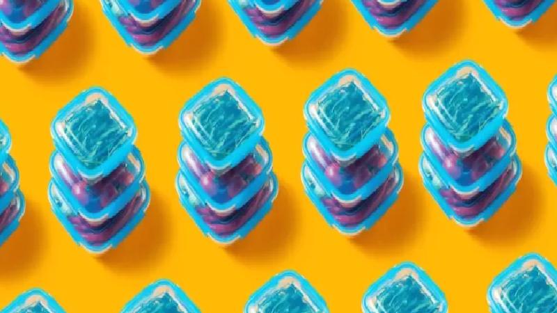 Plastik kaplar yiyecek saklamak ve ısıtmak için güvenli mi?