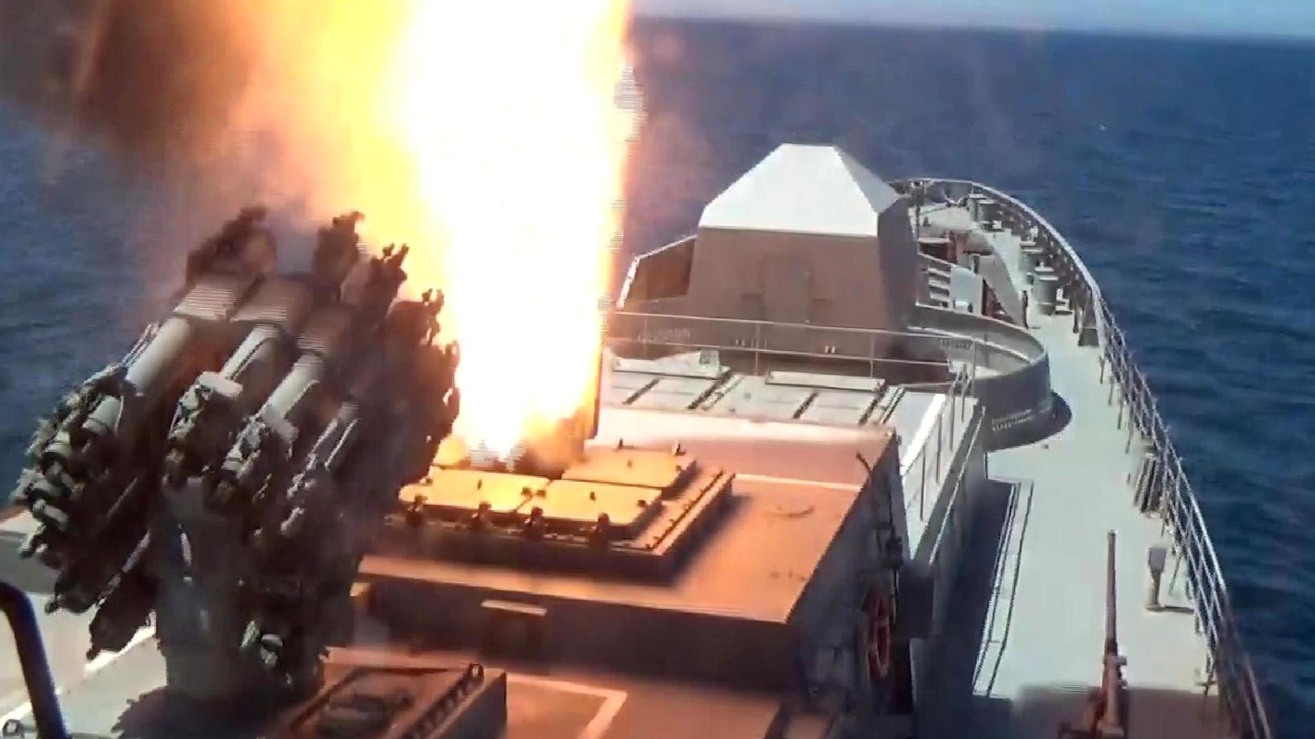 Rus ordusundan Doğu Akdeniz’de ani tatbikat: Tsirkon hipersonik ve Kalibr seyir füzeleri ateşlendi