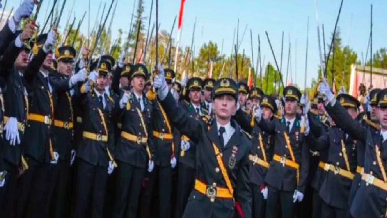TSK’ya dönüş talebi reddedilmişti: Teğmen Ebru Eroğlu, komutanlarını tanık gösterdi; mahkeme dinlemedi