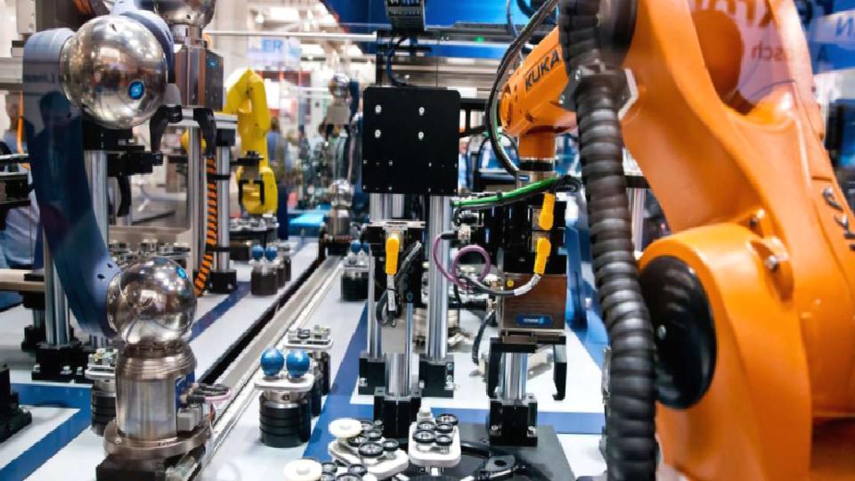 Alman sanayicisinden savaş revizyonu