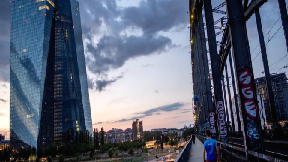 Anket: Avrupa Merkez Bankası Haziran’da faiz artıracak