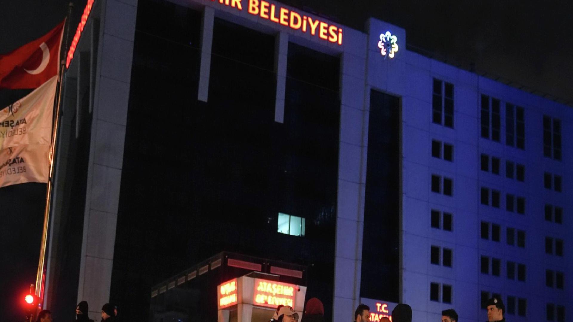 Ataşehir Belediyesi’ne yönelik soruşturmada  Belediye Başkanı Adıgüzel’in de olduğu 19 şüpheliye tutuklama talebi