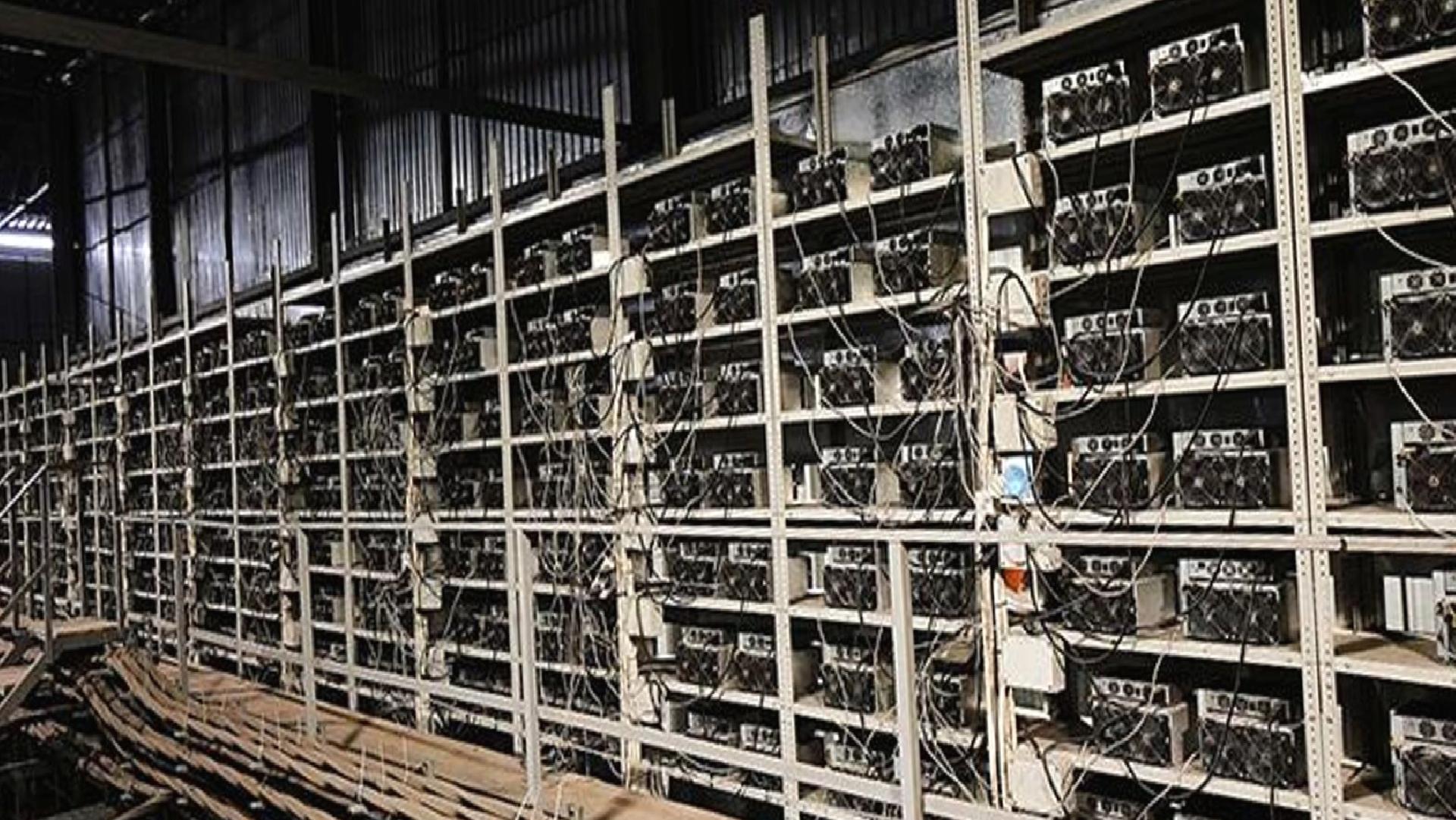 Brezilyalı uzman: Teknoloji devleri, dijital sömürgeciliği yeni yöntemlerle yayıyor