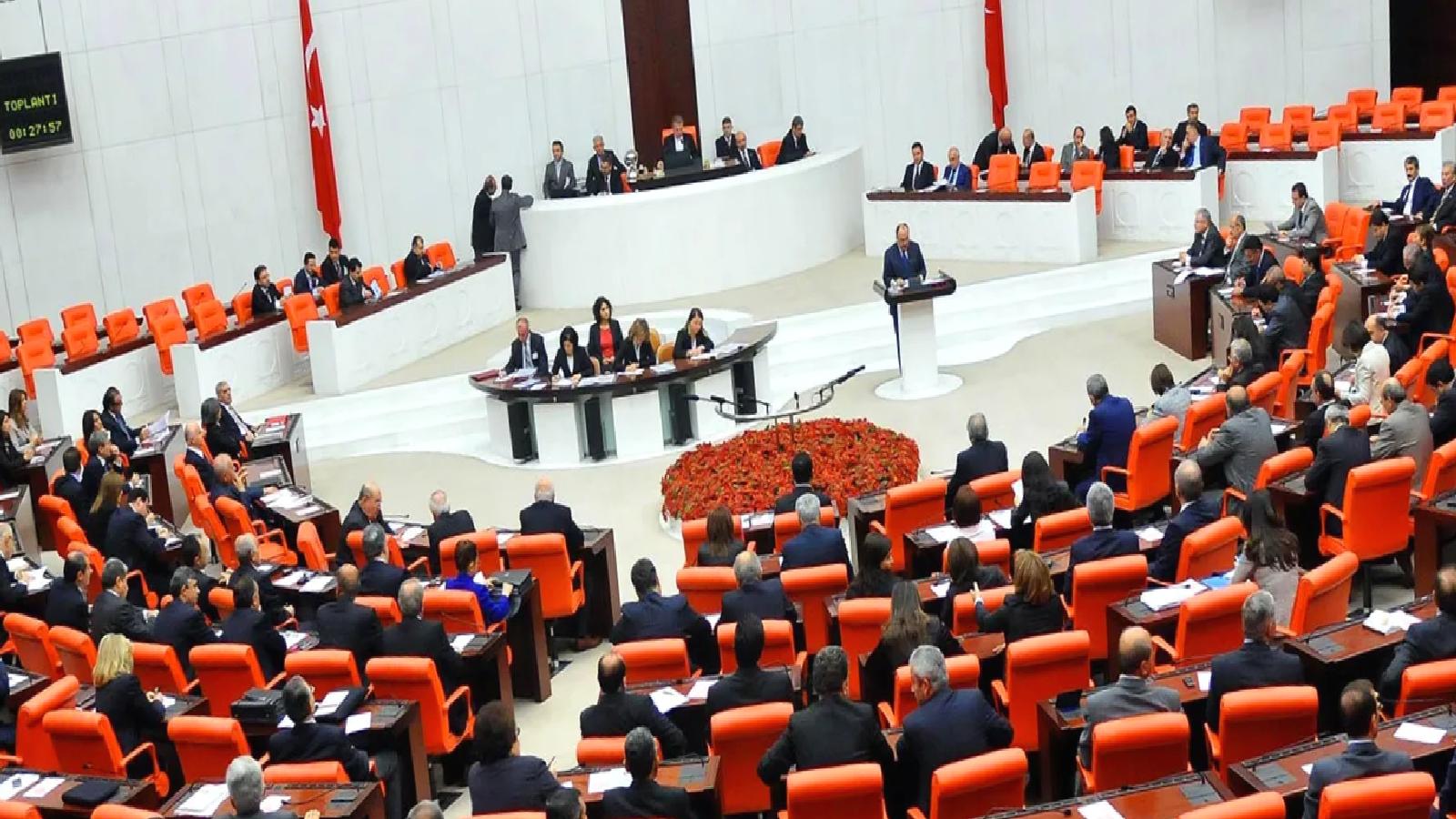 DEM Parti ve İYİ Parti arasında “Ankaranız batsın” tartışması