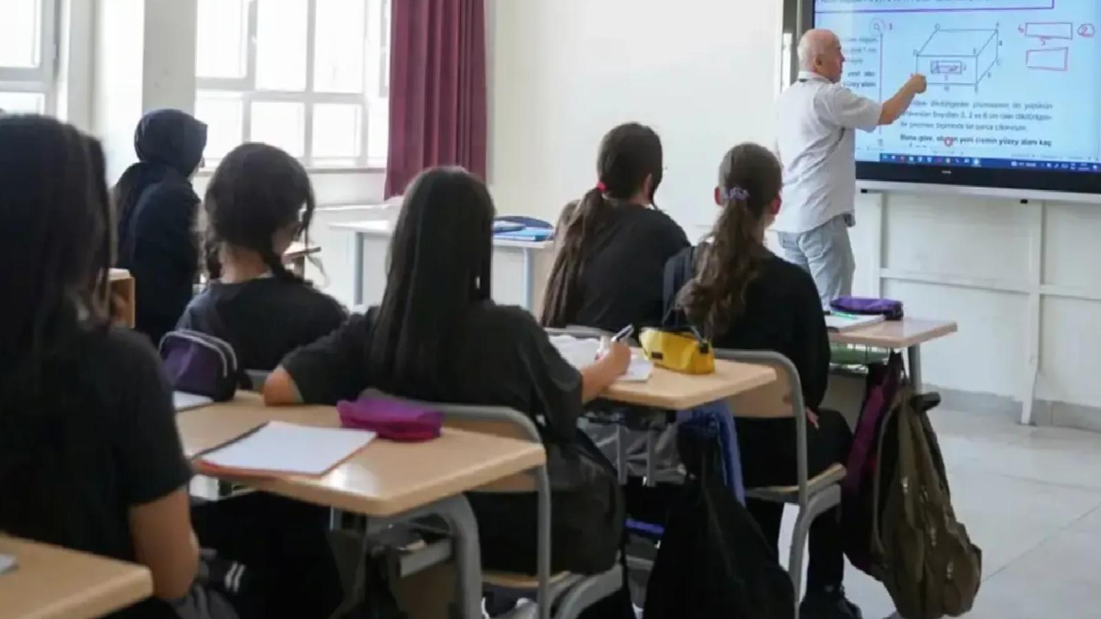 Ertuğrul Özkök: Başka deyişle her 100 veliden 95’i “çocuğumu göndermem” diyor