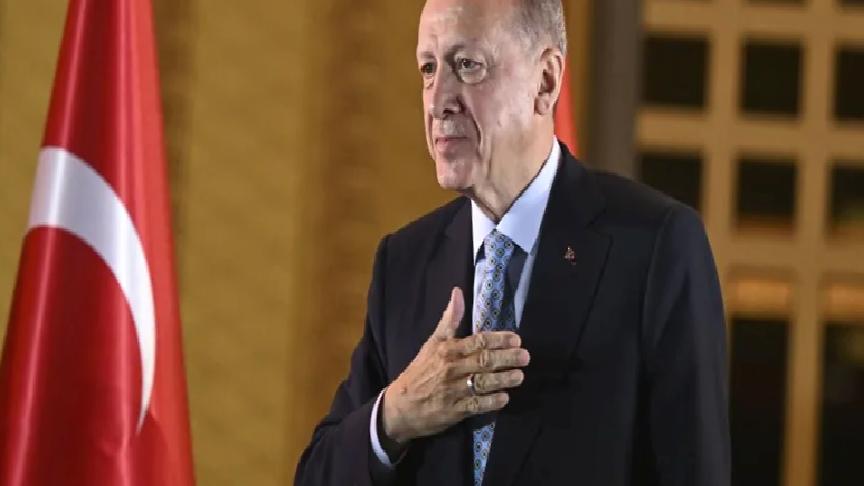 Fatih Altaylı: Anketlerde AK Parti en dip noktasına yakın ama Erdoğan hâlâ en güçlü aday