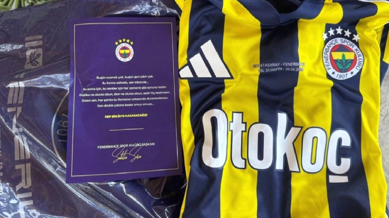 Fenerbahçe’den Galatasaray maçına gidecek olan taraftarlarına forma sürprizi!