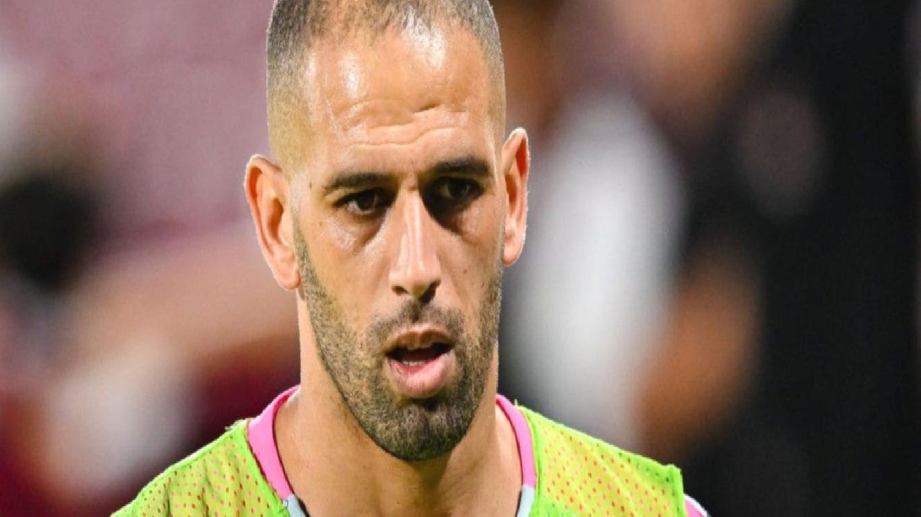 Fenerbahçe’nin eski futbolcusu Islam Slimani’nin sözleşmesi feshedildi
