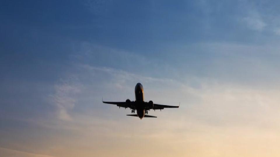 Hindistan’da havayollarından, yakıt vergisi indirimi uygulanmazsa operasyonların duracağı uyarısı