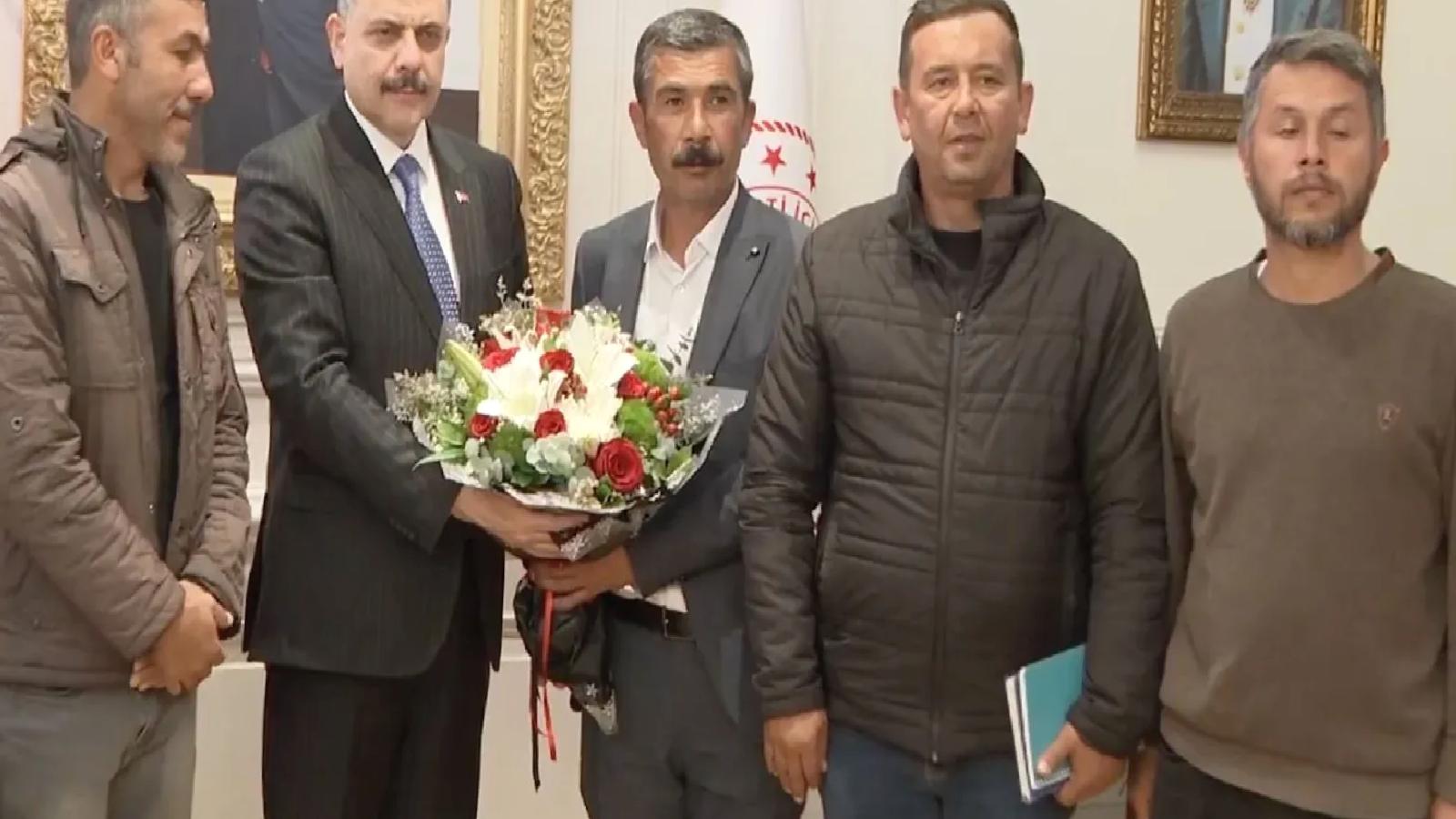 İçişleri Bakanı, eylemlerini sonlandıran madencilerle buluştu: İşçinin hakkını alın teri kurumadan veriniz