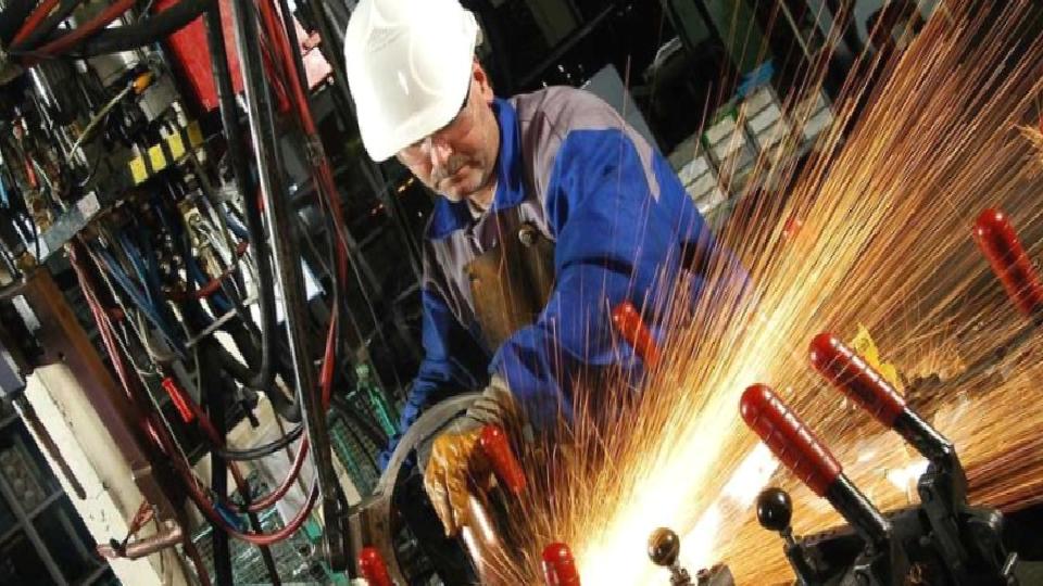 İmalat göstergesi 5 ayın en düşük seviyesinde