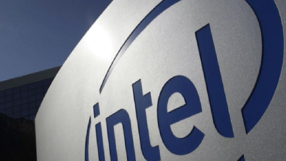 Intel’in geliri ilk çeyrekte yüzde 7 arttı