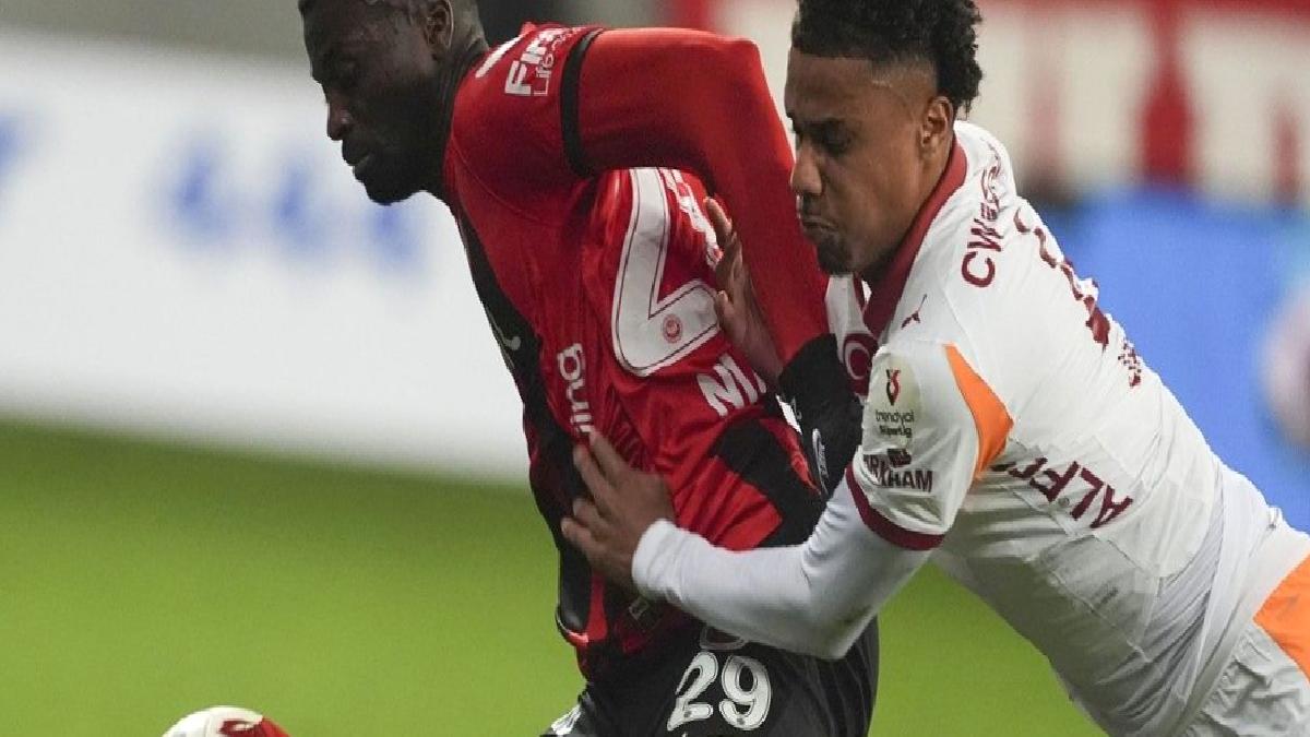 Jakobs: “Fenerbahçe derbisinde rahat olan taraf biz olacağız”