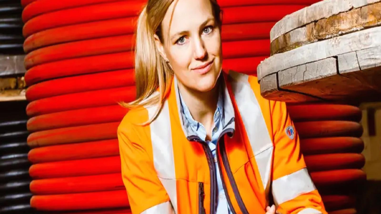 Kadınlar için iş güvenliği: Uygun iş kıyafeti neden önemli?