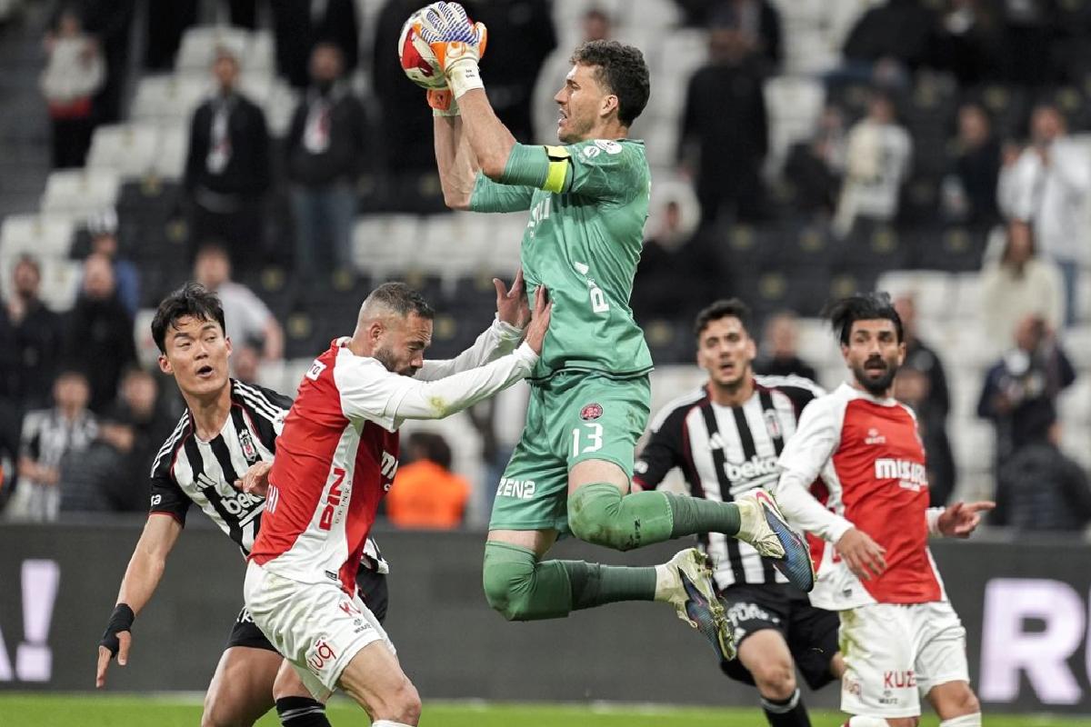 Karagümrük cephesinden Beşiktaş maçı yorumu: “1 puanla gururluyuz”