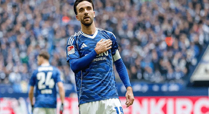 Kenan Karaman varsa Schalke 04 rahat!