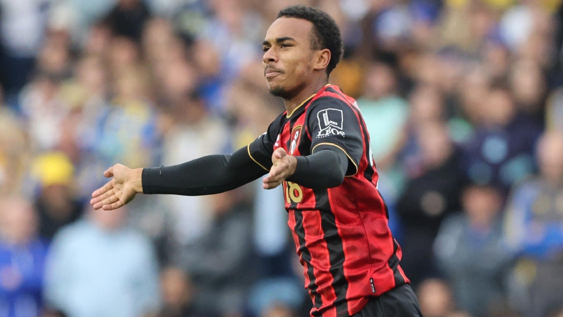 Manchester United’dan genç golcü hamlesi: Eli Junior Kroupi…