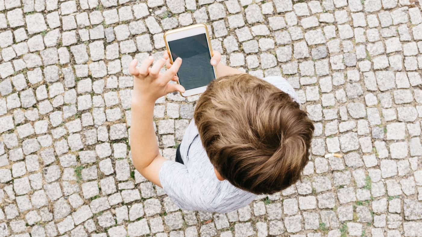 Okul saldırıları ardından SIM Kartlarda yeni dönem: Çocuklara özel hat çıkarılacak, internete erişim kısıtlanacak