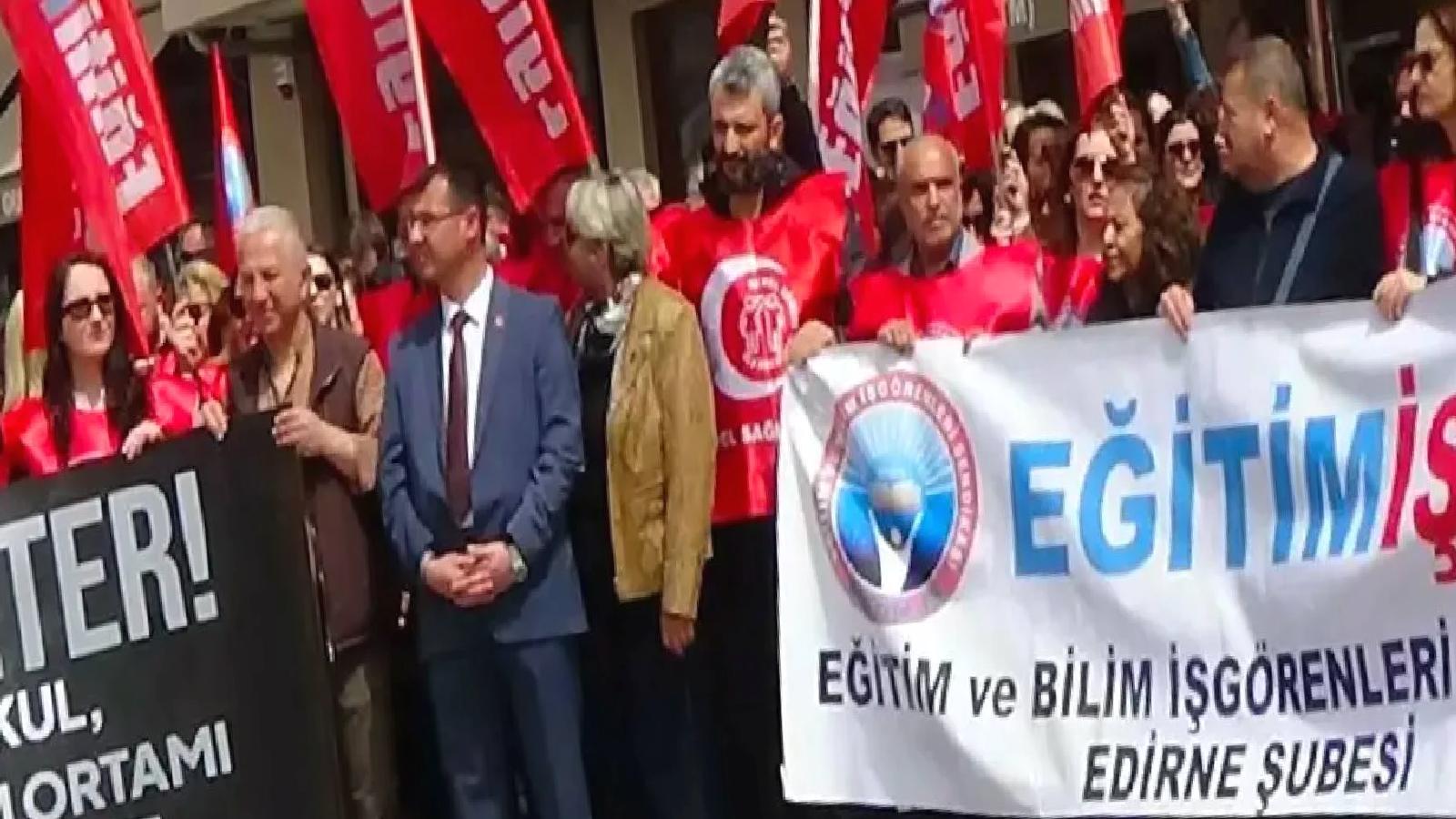 Okulda şiddet: Sendikalar Bakan Yusuf Tekin’in istifasını istedi