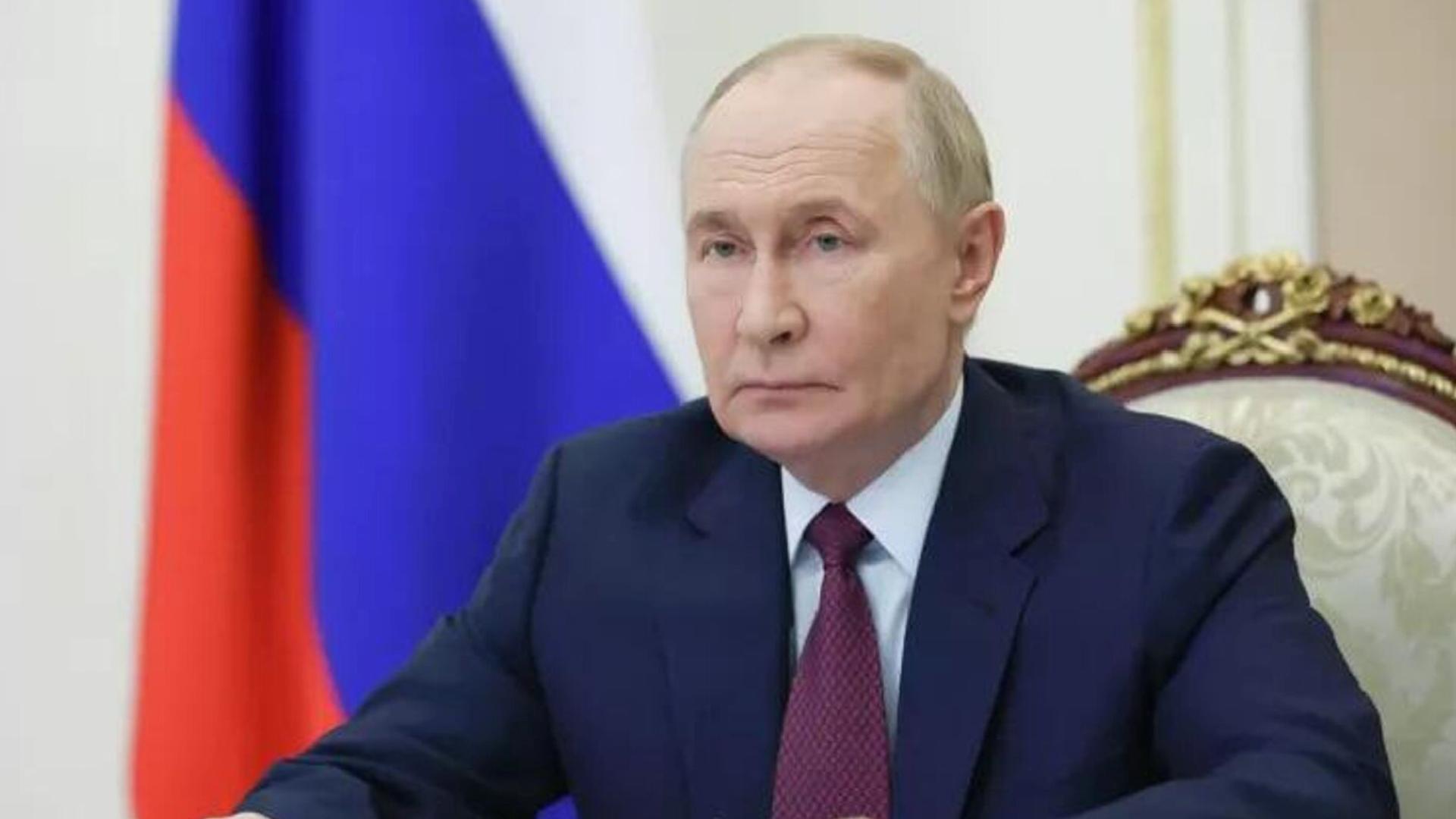 Putin: Rusya, Nükleer Silahların Yayılmasının Önlenmesi Anlaşması’na tam uyuyor