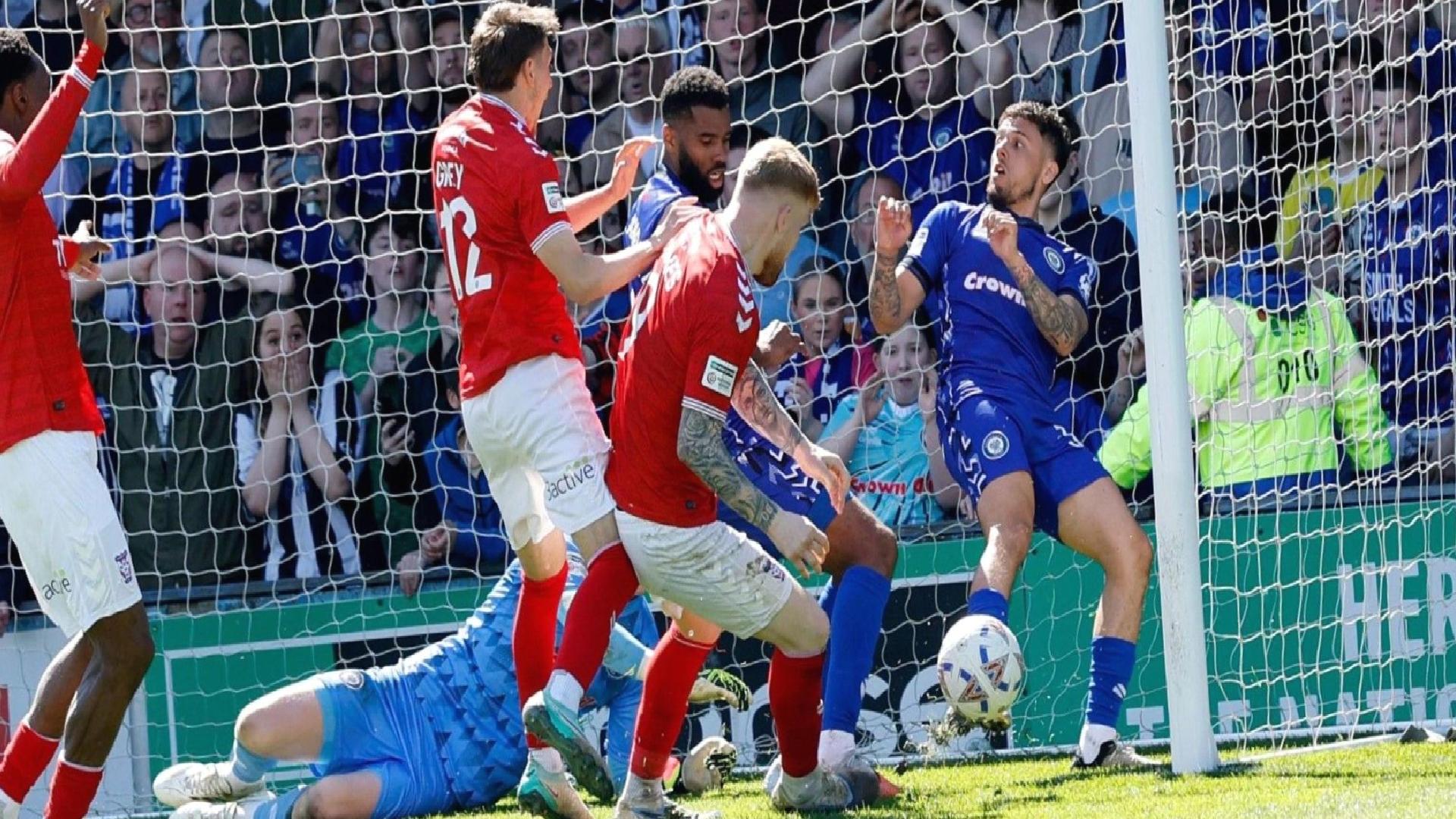 Şampiyonluk maçında inanılmaz son: 90+13’te şampiyonluğa ulaştılar