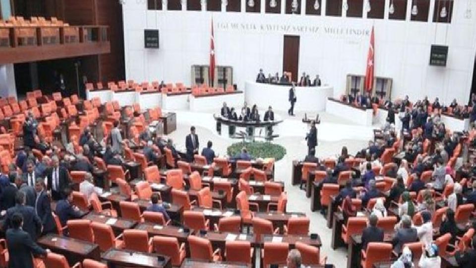 Sosyal medya ve doğum iznine yönelik düzenlemeler TBMM Genel Kurulu’nda