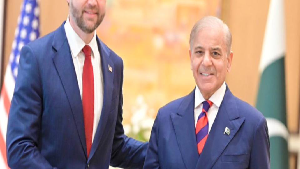 Vance ve Şerif, İran görüşmeleri öncesinde bir araya geldi