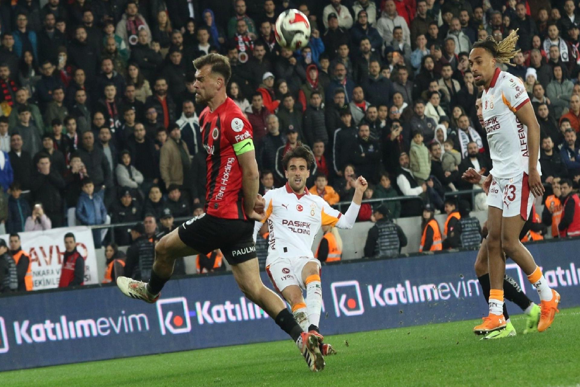 Yunus Akgün ligde 6. golünü kaydetti