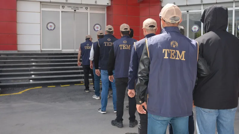 17 ilde “FETÖ” operasyonu: 23 şüpheli gözaltına alındı