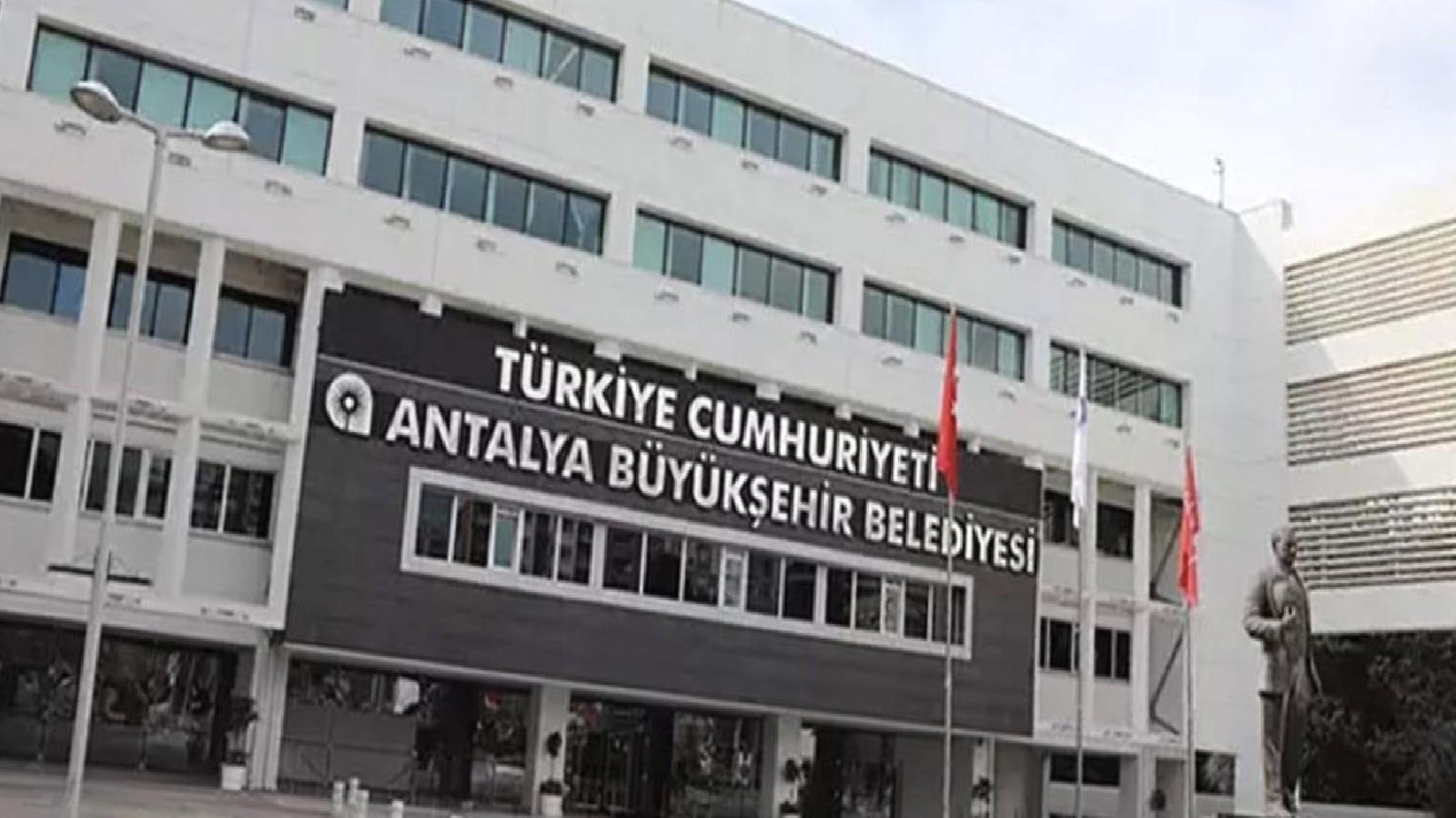 Antalya Büyükşehir Belediyesine yönelik soruşturmada 27 şüpheli adliyeye sevk edildi