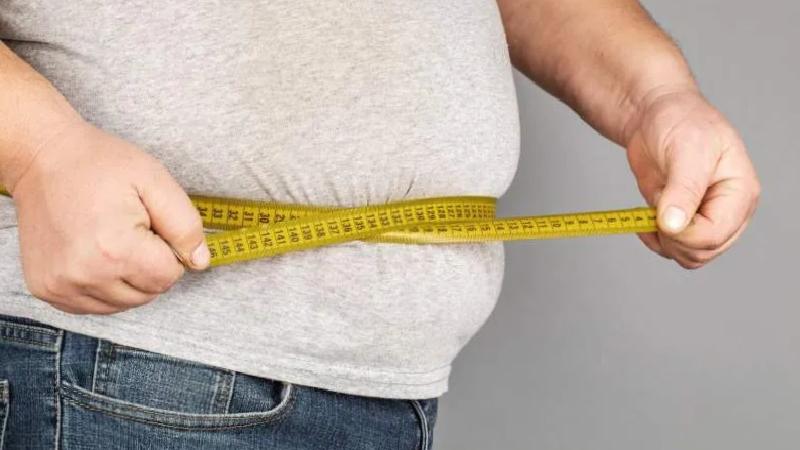 Araştırma: Uzun çalışma saatleri obezite riskini artırıyor