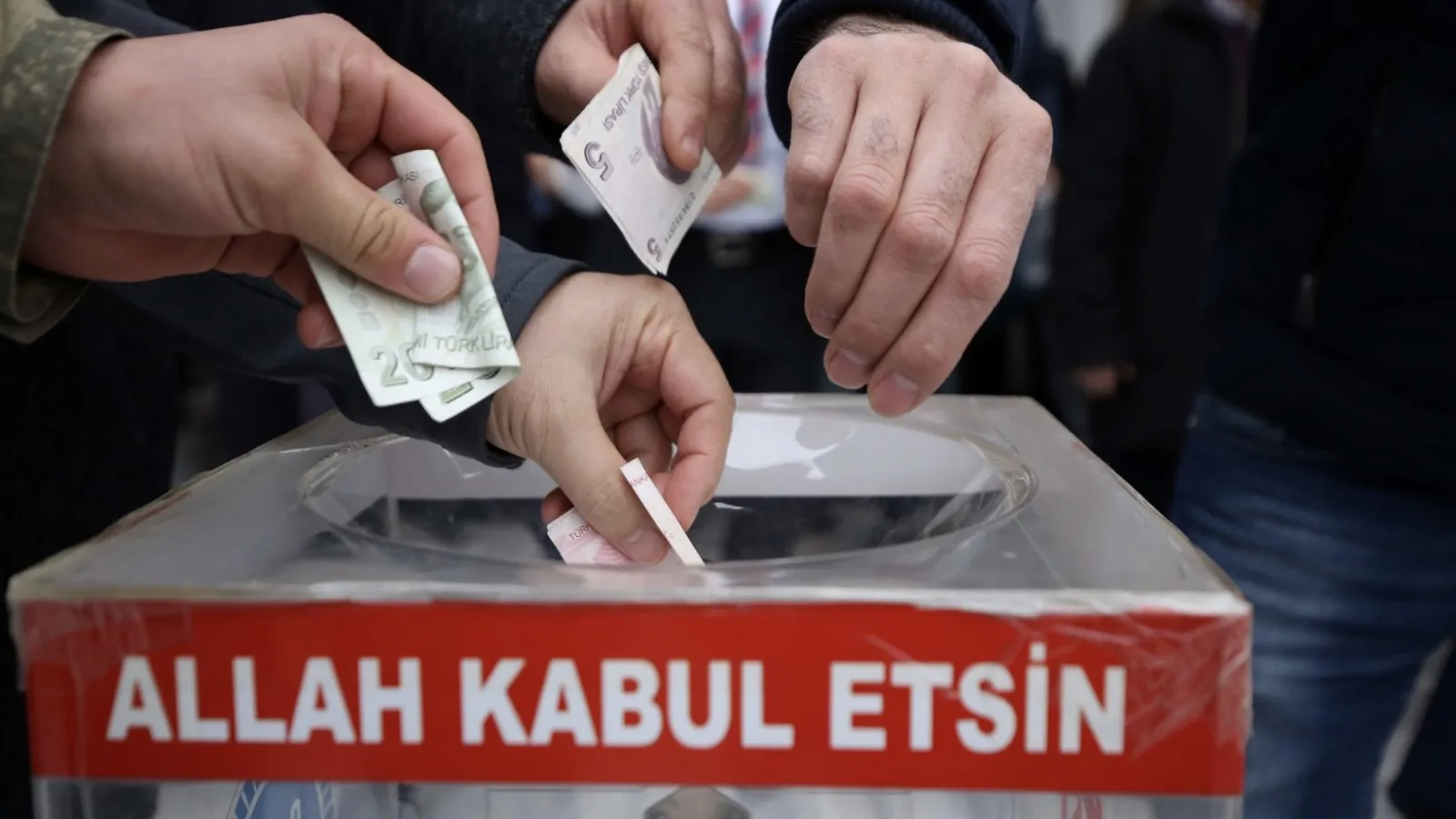 Diyanet kaynakları yanıtladı: Camilerde toplanan “bağışlar” nereye gidiyor?