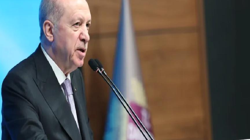 Erdoğan: Yargı yetkisinin kullanımına hukuk dışı müdahale hoş karşılanamaz; Türk milletinin iyi bir anayasa özlemi halen dinmemiştir