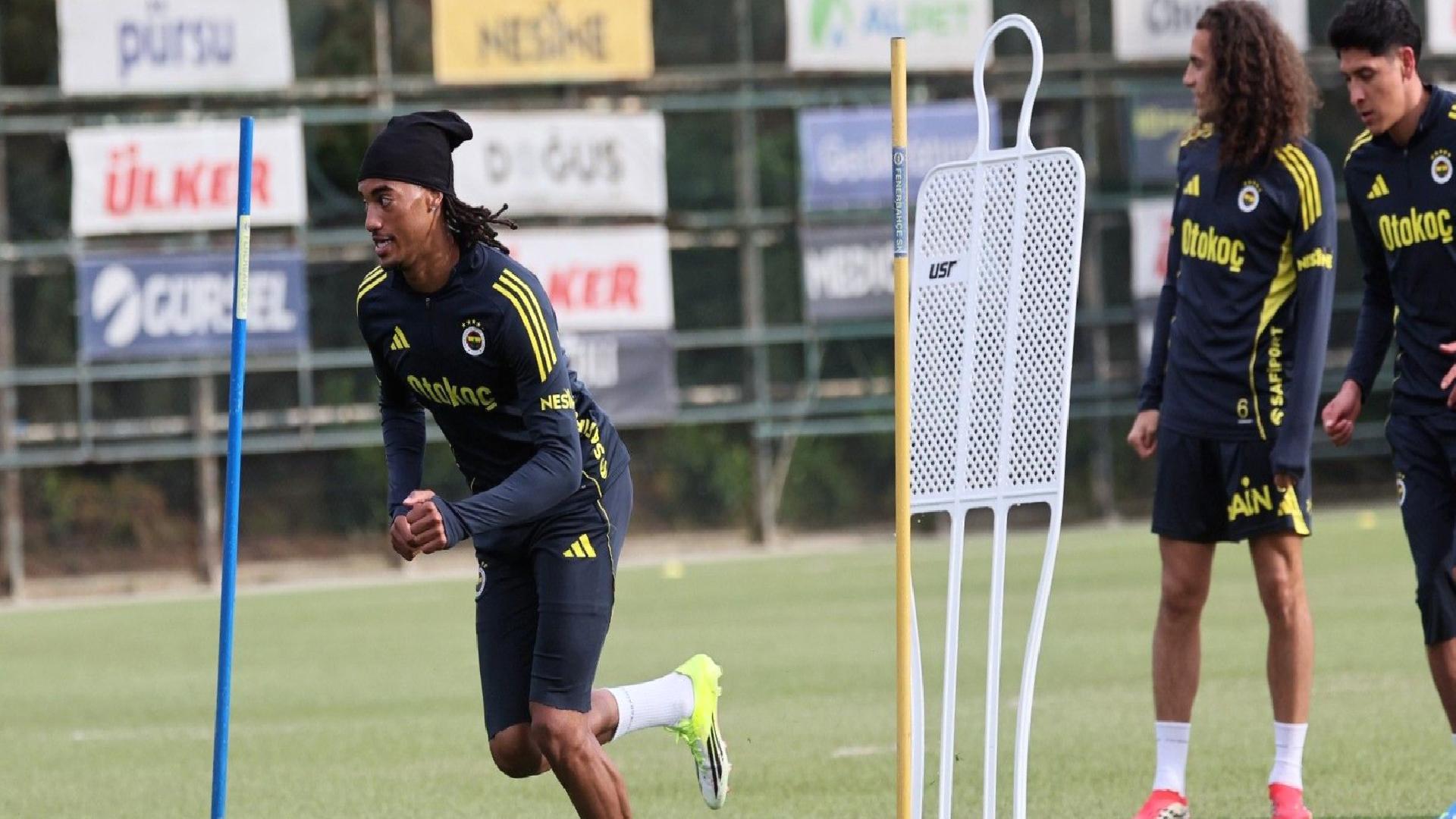 Fenerbahçe, Başakşehir maçı hazırlıklarını tamamladı