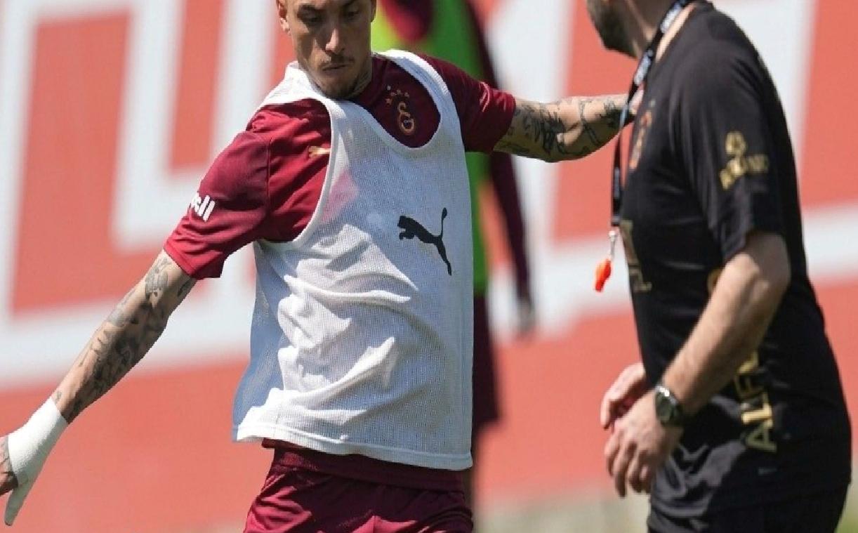 Galatasaray antrenmanda hücum ve savunma varyasyonları çalıştı