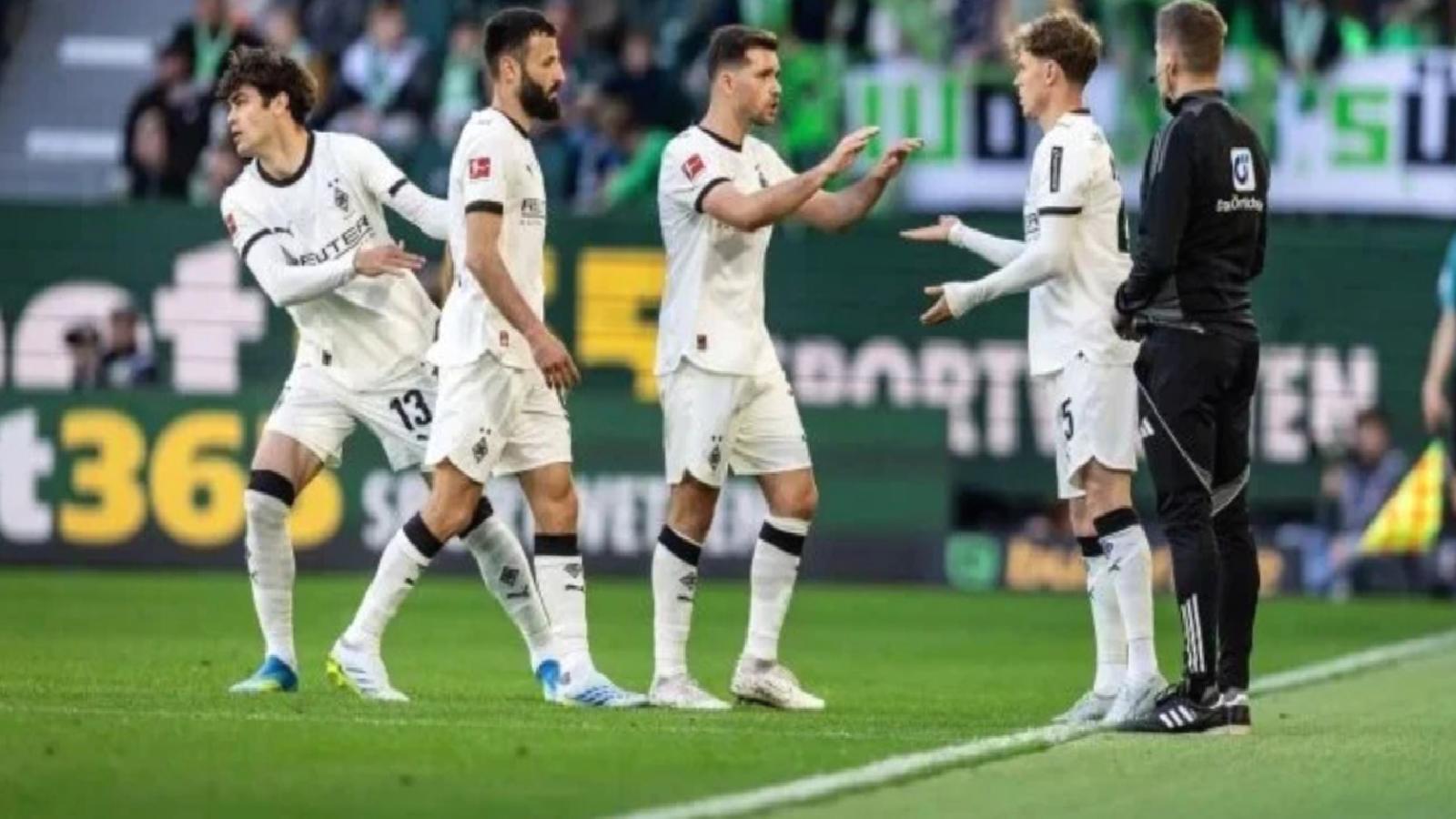 Gladbach’tan Dortmund’a son dakika şoku!