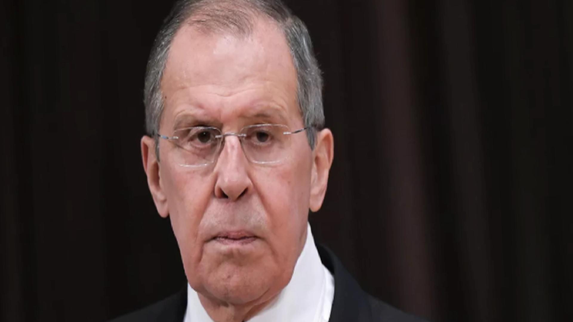 Lavrov: Batı, Rus petrolü almak isteyen ülkelere baskı uyguluyor