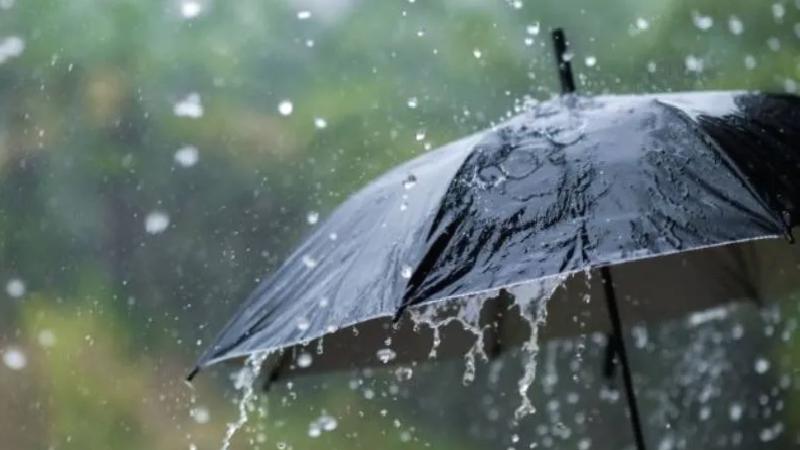 Sağanak yağıştan etkilenen 2 ilçede okullar 4 gün tatil edildi